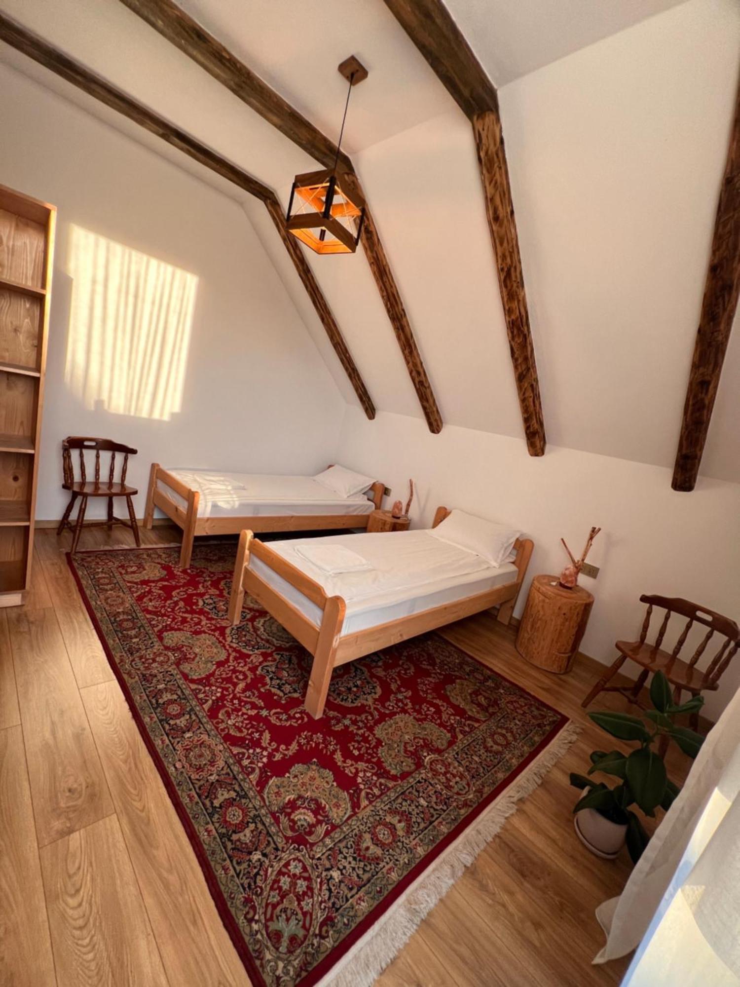 Bed and Breakfast Famives Vendeghaz Racul Exteriér fotografie